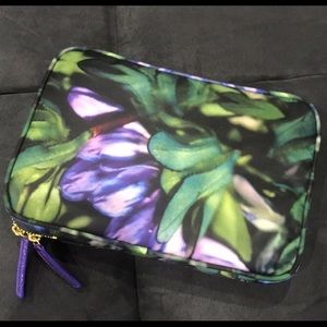 Brand New Sonia Kashuk Makeup Bag